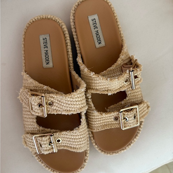 Steve Madden Tan Double Buckle Slides - Picture 1 of 1